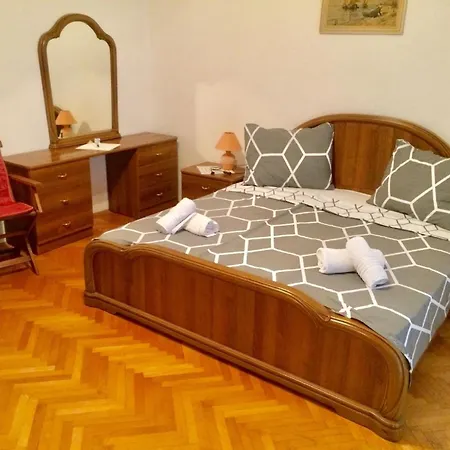 Wunderschoene Ferienwohnung In Mit Grill Und Panoramablick * Novi Vinodolski