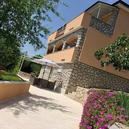 Wunderschoene Ferienwohnung In Mit Grill Und Panoramablick Apartamento Novi Vinodolski