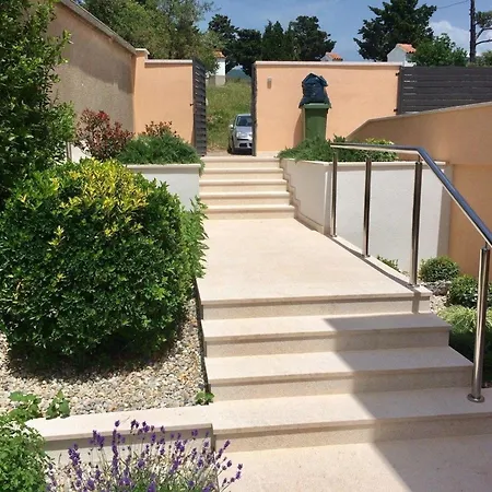 Wunderschoene Ferienwohnung In Mit Grill Und Panoramablick Novi Vinodolski